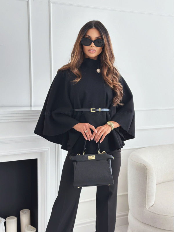 Manteau cape ceinturé à col montant silhouette fluide et affirmée