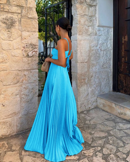 robe plissée sans manches