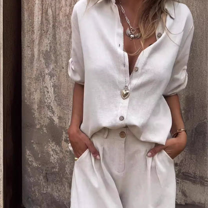 Ensemble Blouse et Short à Col Revers - Elégance et Tendance
