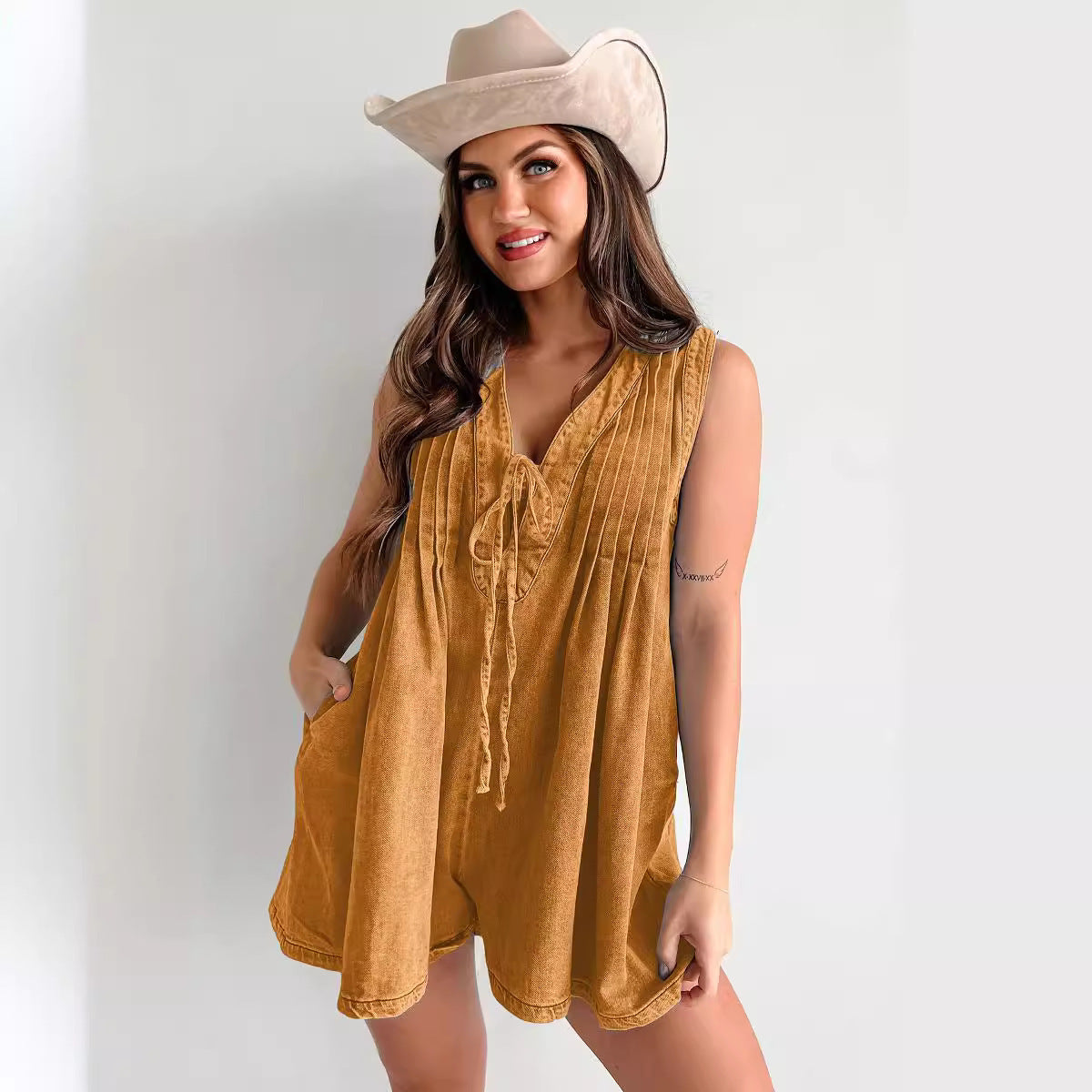 Combinaison en jean à manches courtes et short, sans manches